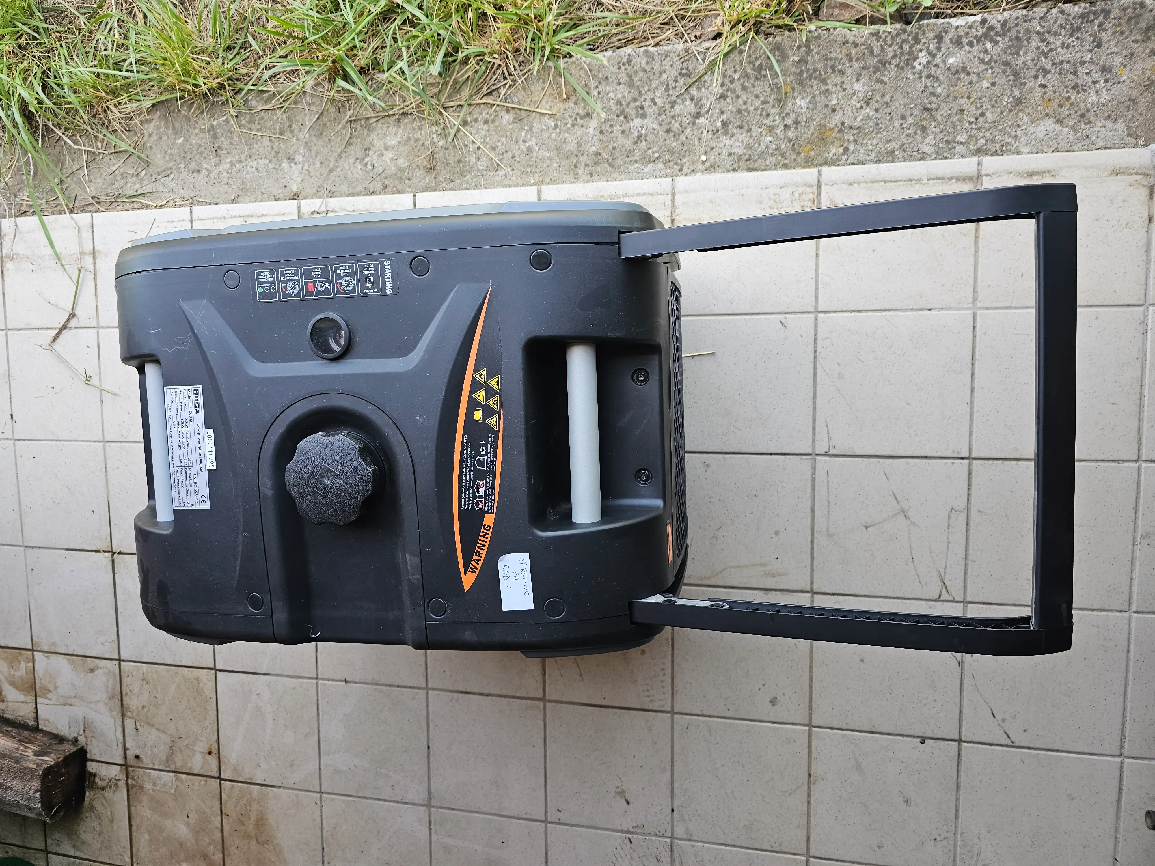 Identifikacijska pločica agregata MOSA GE 4500 MI